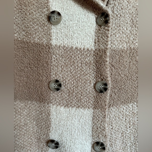 H by Halston Beige Plaid Fuzzy Soft Double Breasted Teddy Coat Size: M - Picture 3 of 5